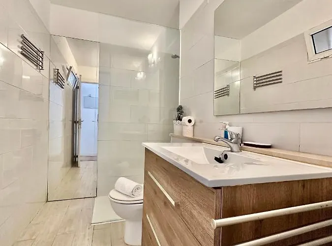 Torres De Yomely - M1b 美洲海滩