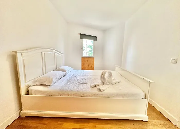 Torres De Yomely - M1b